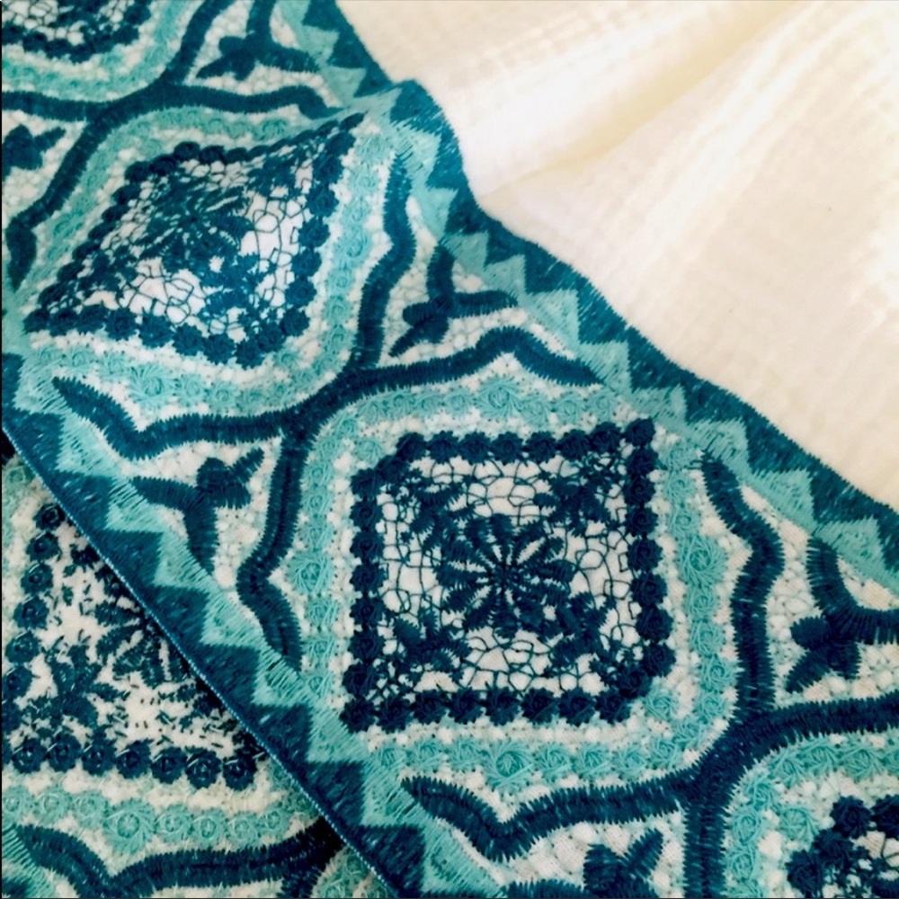 Sold ! Zara combination embroidered dress - Picture 9 of 10